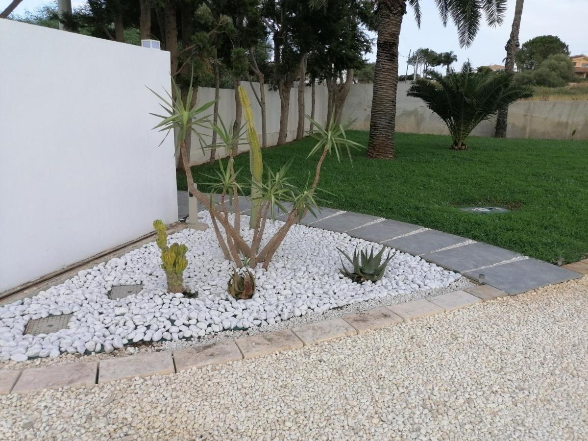 Villa Per Vacanze Isola Fanusa Ngoại thất bức ảnh